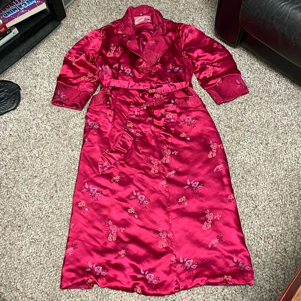 Vintage silk Asian robe